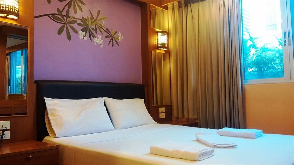 Oyo 437 Hostel Na Nara Bangkok Eksteriør bilde