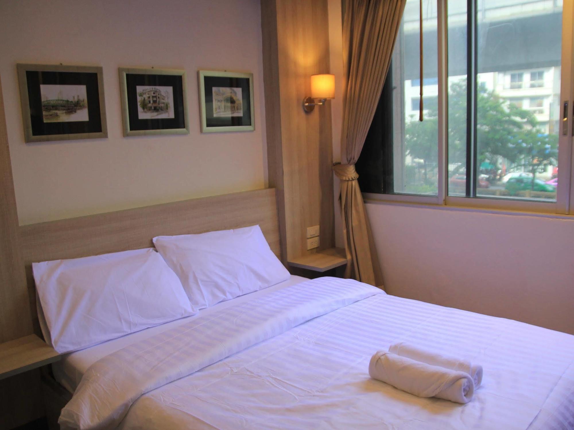 Oyo 437 Hostel Na Nara Bangkok Eksteriør bilde