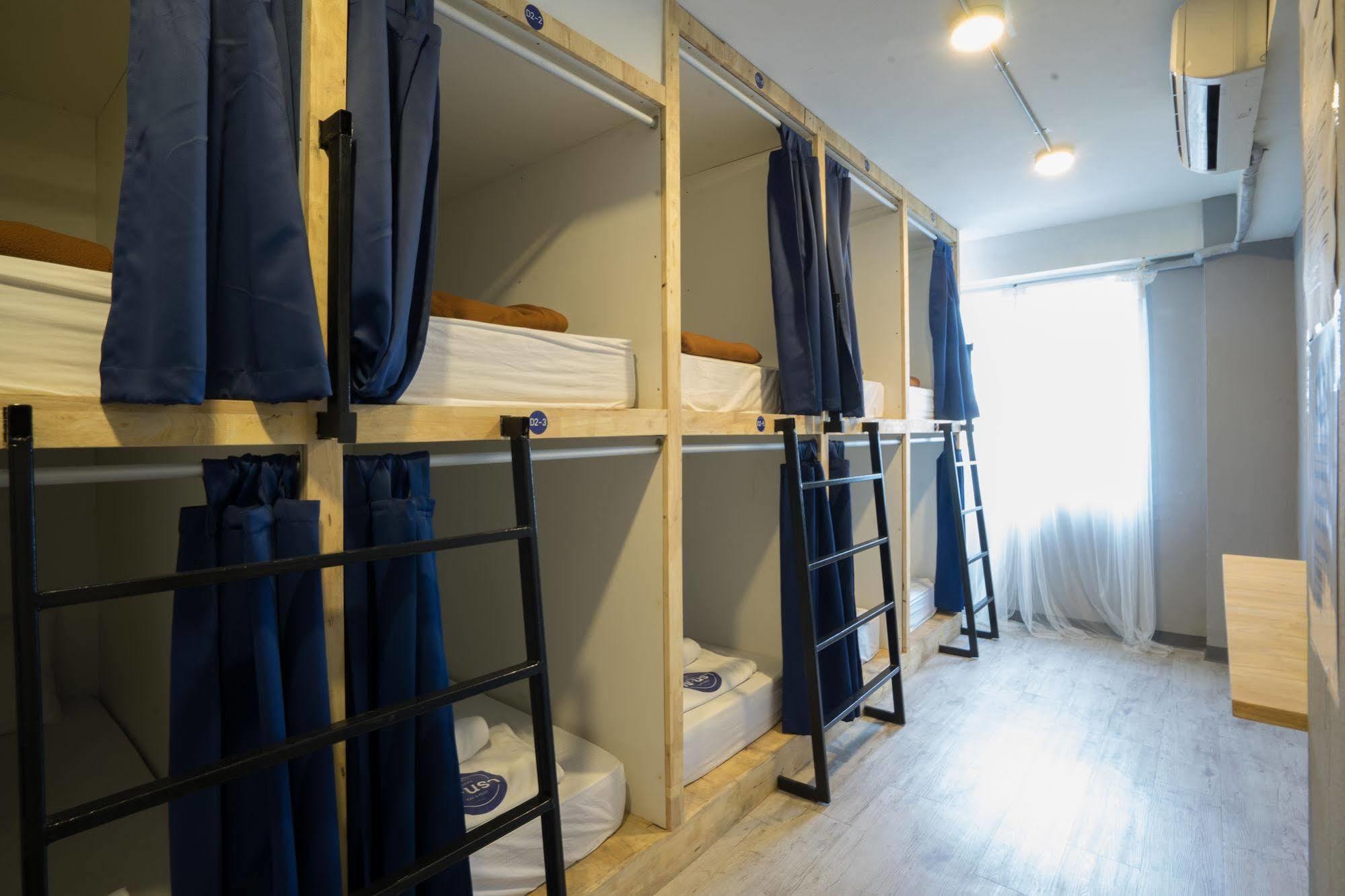 Oyo 437 Hostel Na Nara Bangkok Eksteriør bilde