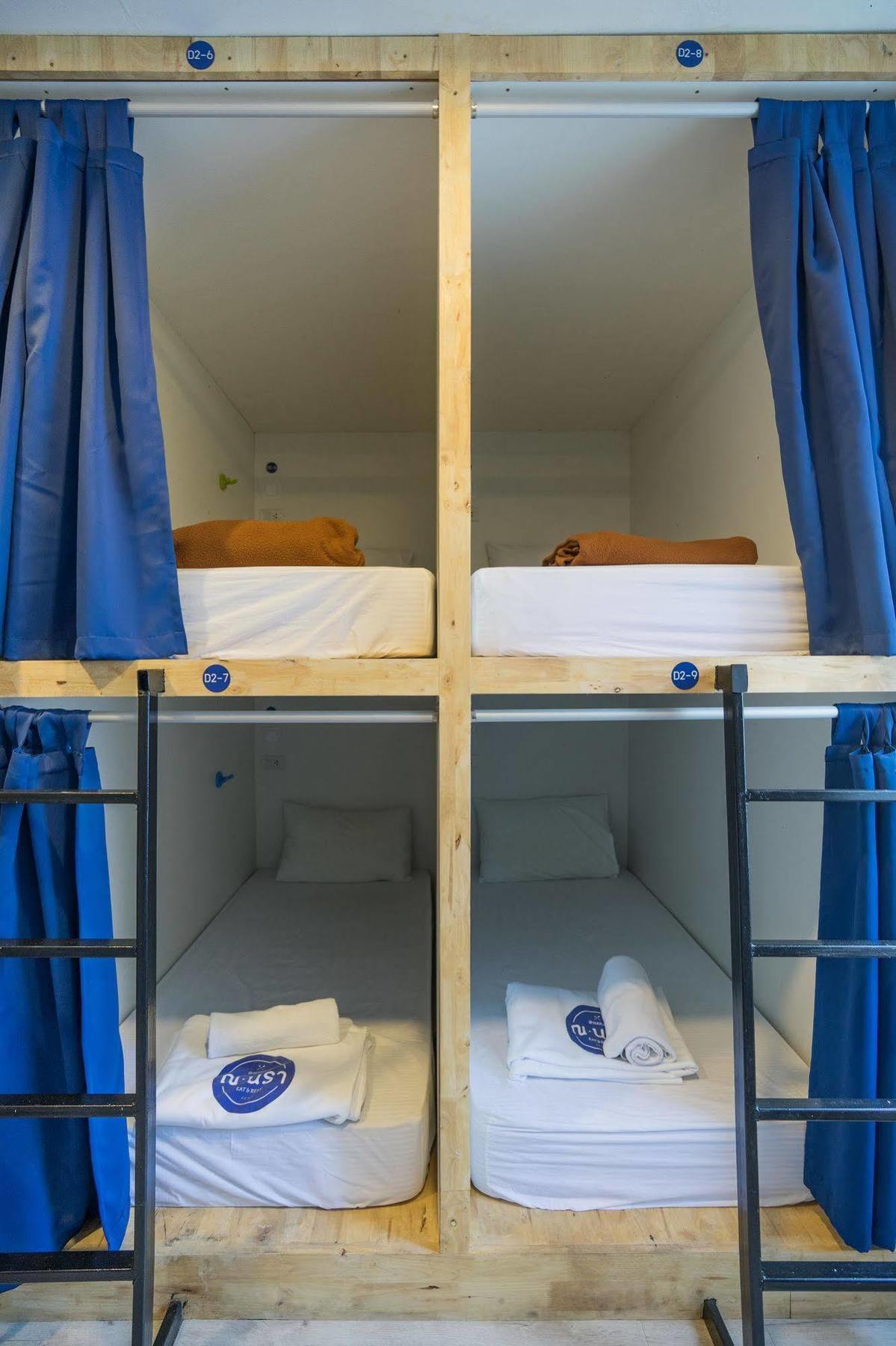 Oyo 437 Hostel Na Nara Bangkok Eksteriør bilde