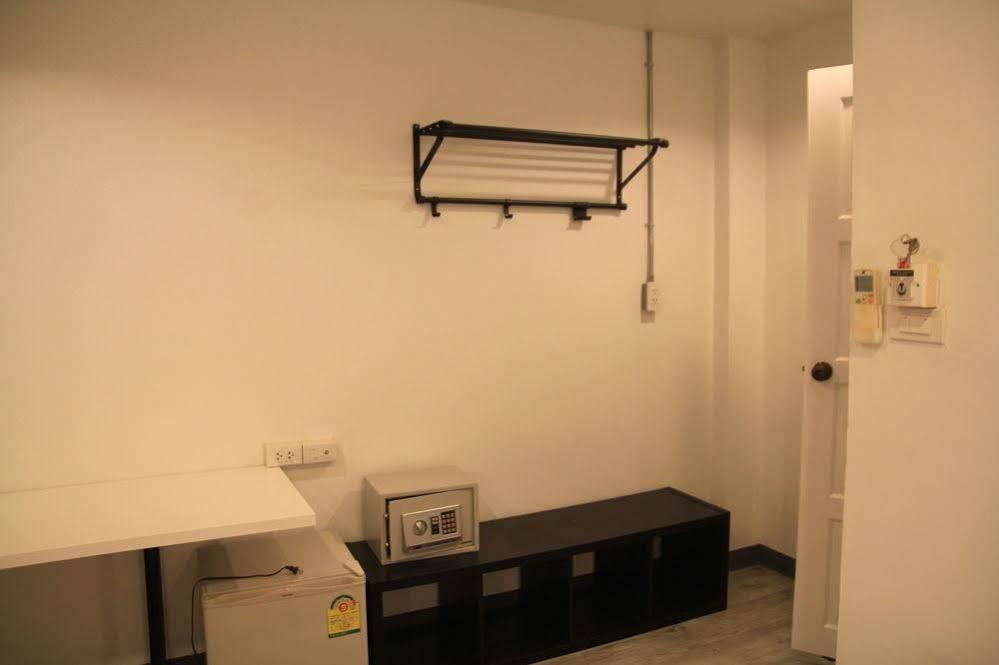 Oyo 437 Hostel Na Nara Bangkok Eksteriør bilde