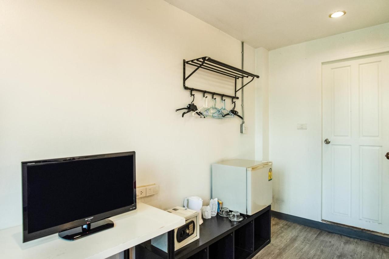 Oyo 437 Hostel Na Nara Bangkok Eksteriør bilde